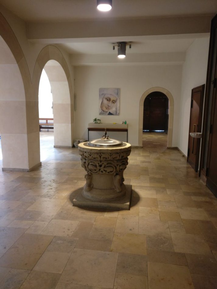 En la Iglesia de Santiago de Coesfeld puede verse la pila bautismal donde Ana Catalina fue bautizada.